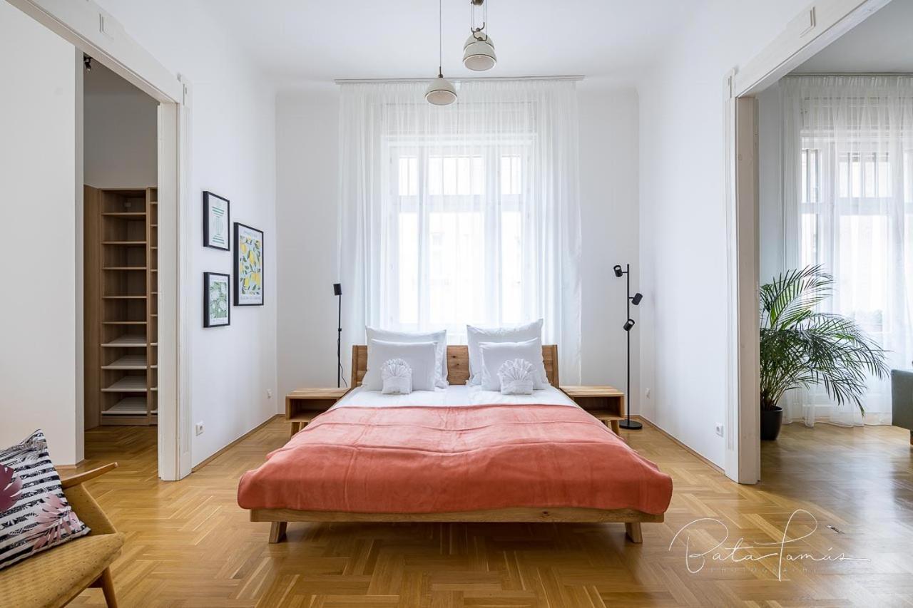 Captain Buda Apartment Budapest Exterior photo